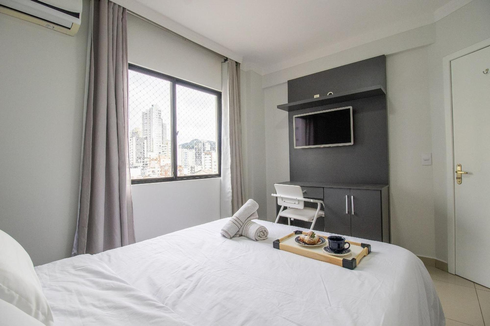 Апартаменты Bk34 - 2 Dorm Climatizados, Prox Calcadao, Garagem Балнеариу-Камбориу Экстерьер фото